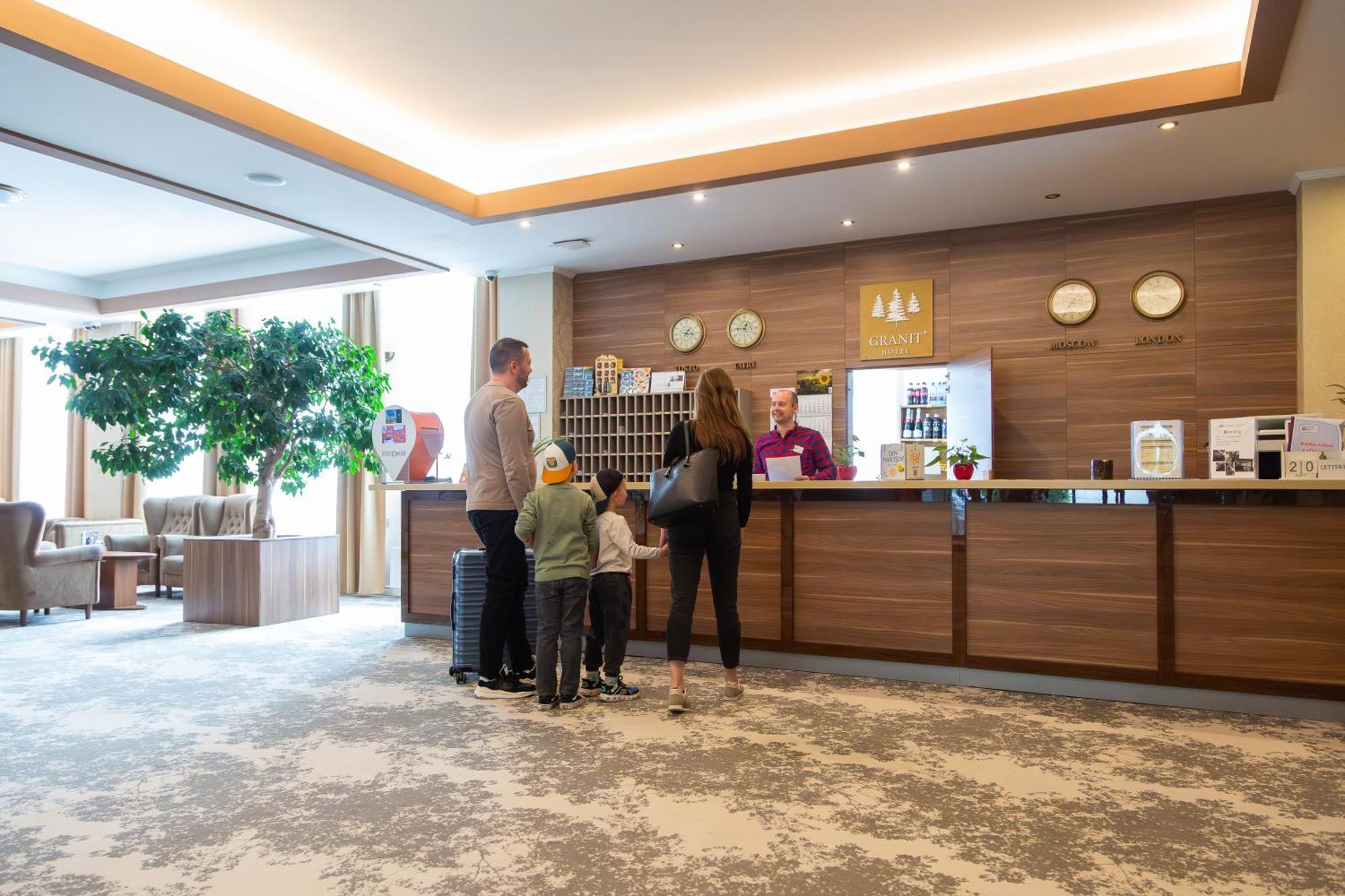 Vysoké Tatry Hotel Granit Tatranske Zruby מראה חיצוני תמונה
