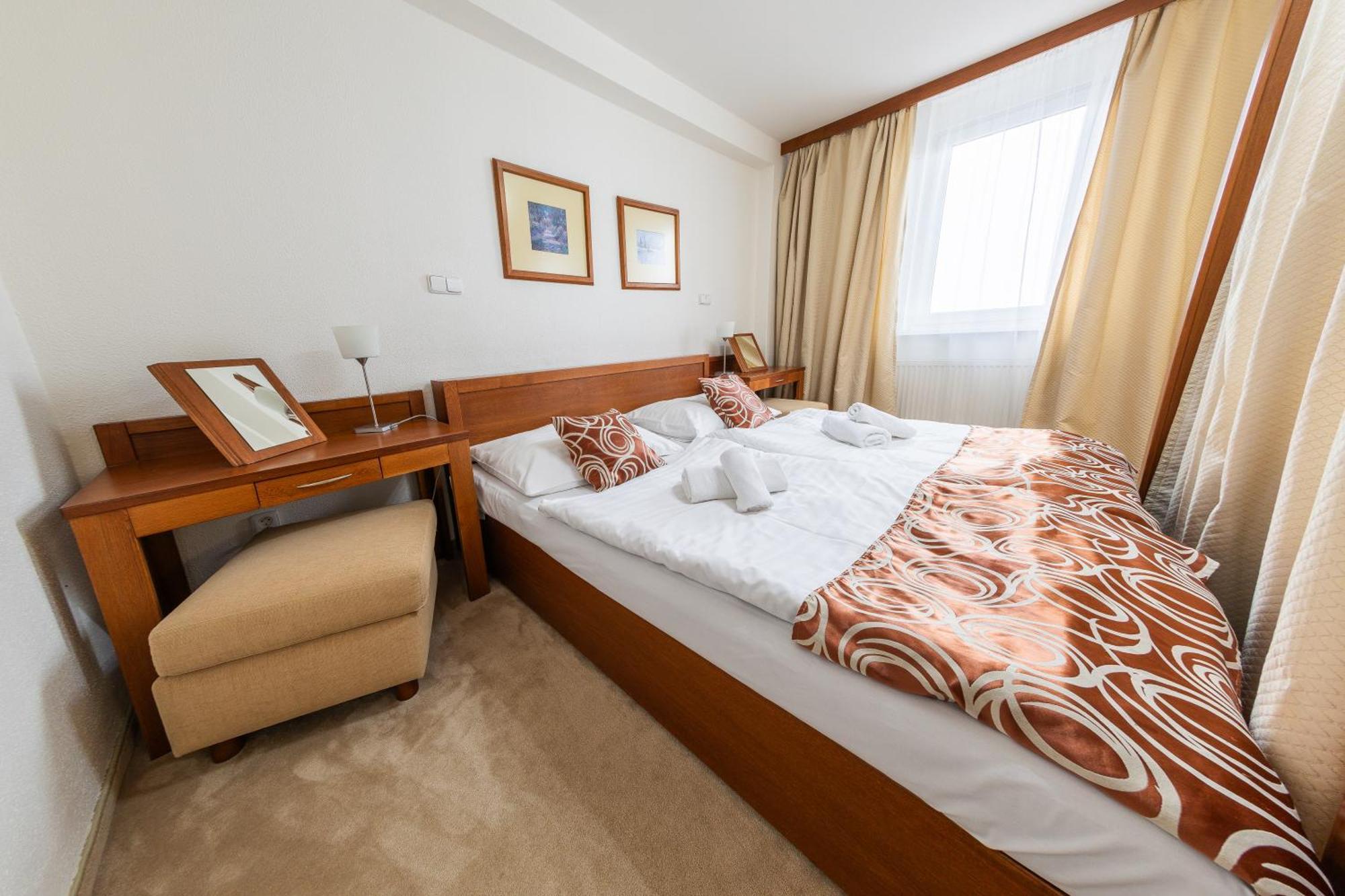 Vysoké Tatry Hotel Granit Tatranske Zruby מראה חיצוני תמונה